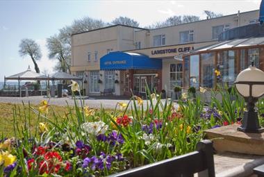 Langstone Cliff Hotel exterior